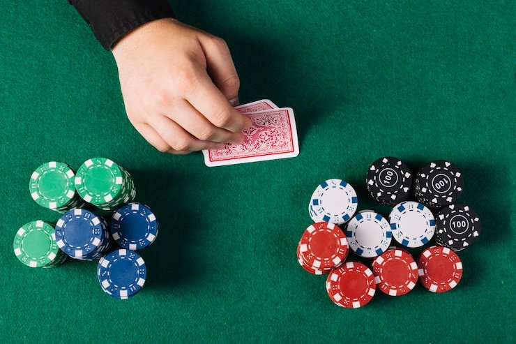 Bagan tingkat loyalitas mariobet menampilkan manfaat progresif dari Member hingga Diamond